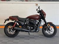HARLEY-DAVIDSON Street Rod
