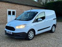 FORD TRANSIT COURIER