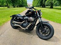 HARLEY-DAVIDSON Sportster